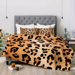 Amy Sia Animal Leopard Brown Comforter Set